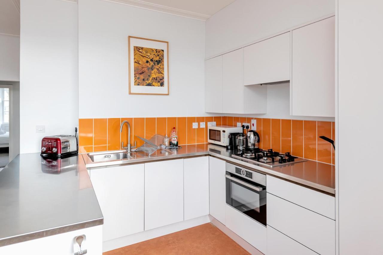 Stunning Georgian Apartment In Central Bath Kültér fotó